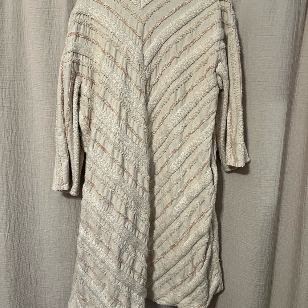 Elegant Cream Knit Coat